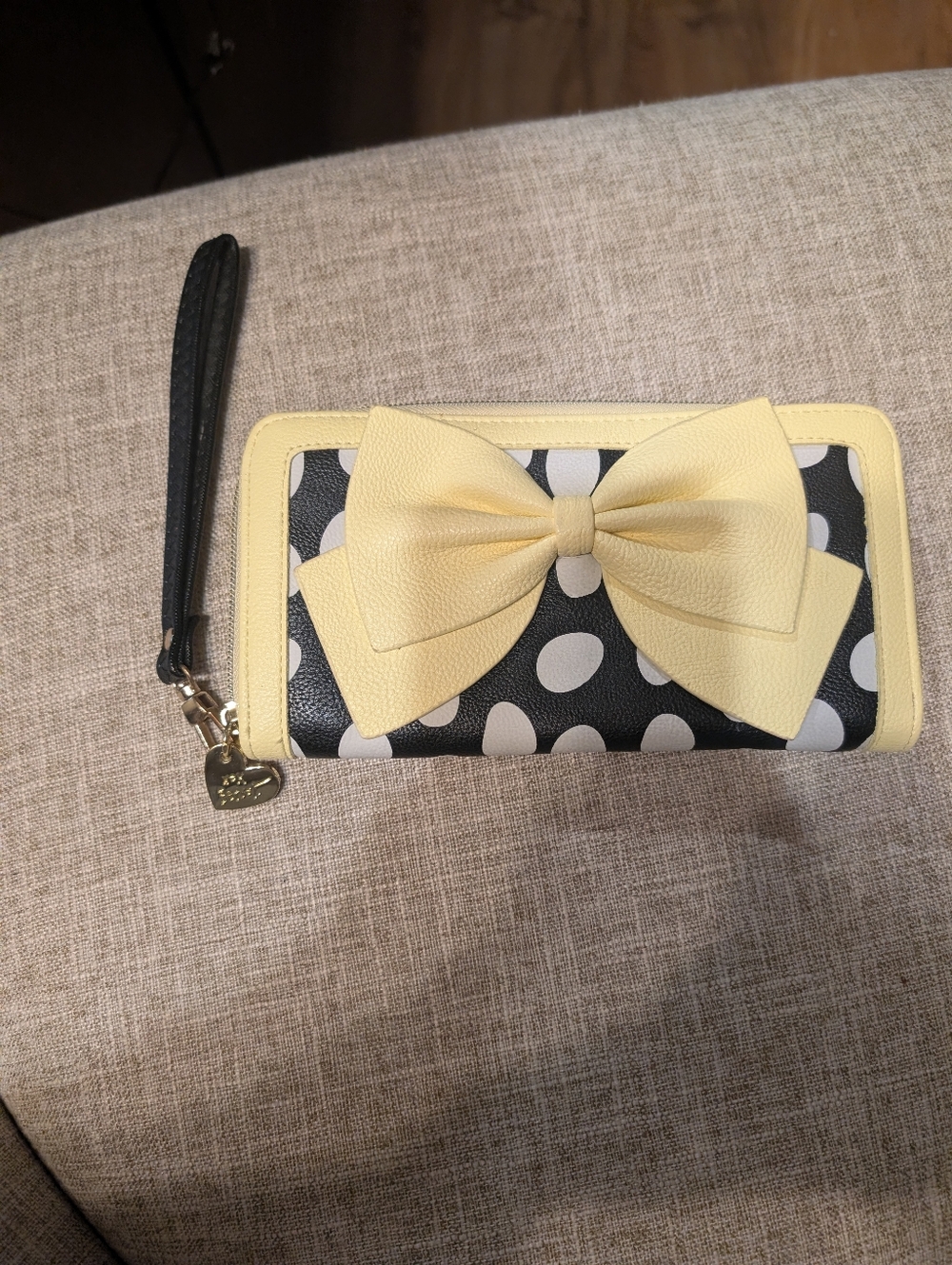 Betsey Johnson Yellow Bow Polka Dot Wristlet Wallet